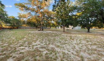 168 Bobby Lynn, Adkins, TX 78101