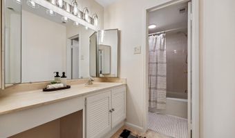 4970 SENTINEL Dr #11-405, Bethesda, MD 20816