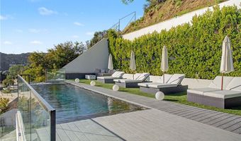 9459 Beverly Crst, Los Angeles, CA 90210