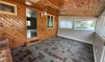 39 Gorham Ave, Warwick, RI 02886