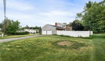 9 Plantation Dr, Cumberland, RI 02864