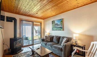 39 Bourdeau Ln N, Alburgh, VT 05440