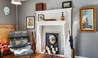 706 S ARLINGTON MILL Dr 18302, Arlington, VA 22204
