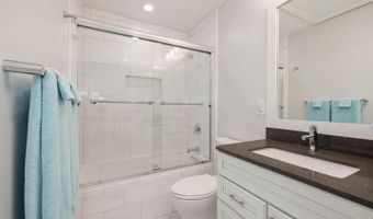 5209 DUNSTABLE Ln, Alexandria, VA 22315
