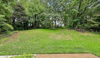 3802 IVANHOE Ln, Alexandria, VA 22310