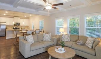 573 AUBURN Xing, Auburn, GA 30011