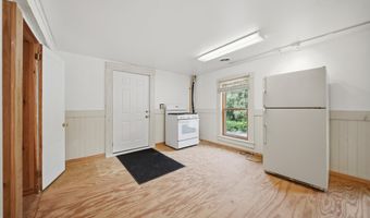 60 Old Deerfield Rd, Candia, NH 03034