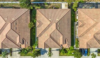 5539 SUNSET FALLS Dr, Apollo Beach, FL 33572