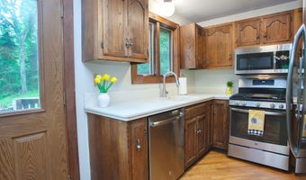 115 B Torrington Ave, Canton, CT 06019