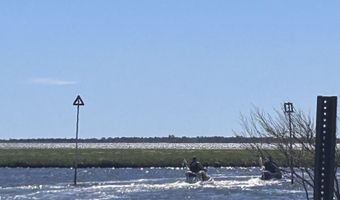 70 Sloop Creek Rd, Bayville, NJ 08721