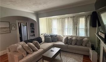 530 Post Rd, Warwick, RI 02888