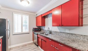 4225 N HENDERSON Rd 103, Arlington, VA 22203