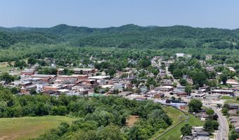 320 S Allison Ave, Barbourville, KY 40906