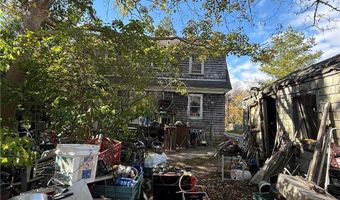 536 W Main Rd, Little Compton, RI 02837