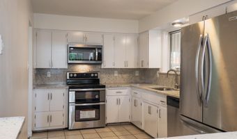 425 Graceland Dr SE, Albuquerque, NM 87108