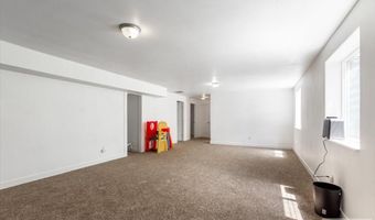 967 Clara Ct, Ammon, ID 83406