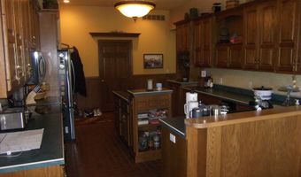 680 N Easton Dr, Angola, IN 46703
