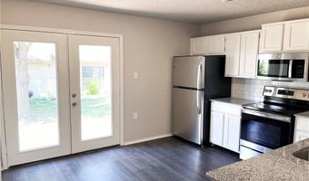 704 SE 4th St C, Bentonville, AR 72712