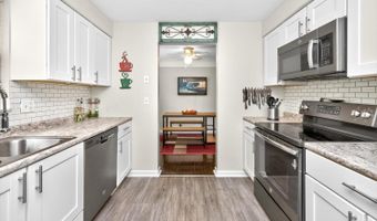 5331 Cleander Dr, Delhi, OH 45238