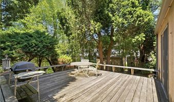 10 What Cheer Rd, Narragansett, RI 02882