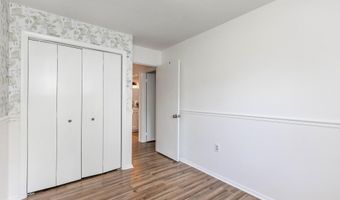12051 GATEWATER Dr, Potomac, MD 20854