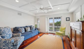 73 E 25th St, Avalon, NJ 08202