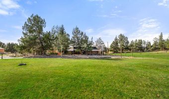 62255 Wallace Rd, Bend, OR 97701