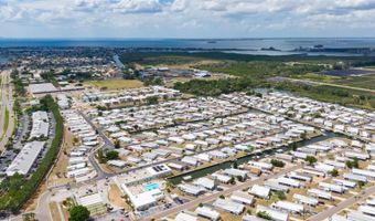 123 SAINT KITTS Way, Apollo Beach, FL 33572