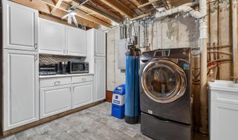 1000 Louis Ave, Algonquin, IL 60102