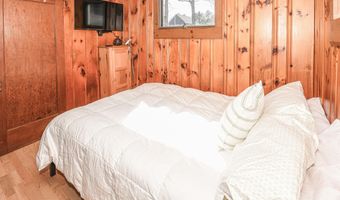 18 S Beach St, Sebago, ME 04029