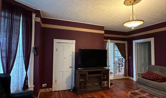 114 E Concord St, Athens, WV 24712