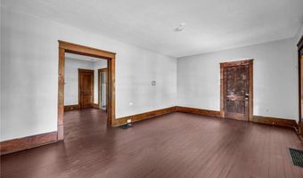 56 Vesper St, Akron, OH 44310