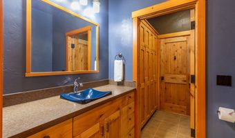 32220 Tamarack Dr, Bigfork, MT 59911
