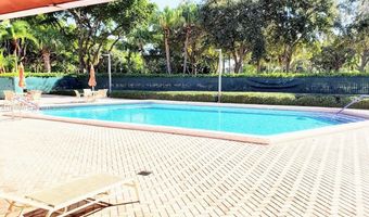 3101 N Country Club Dr 101, Aventura, FL 33180