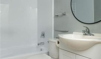 5904 CAROLINE Dr, Alexandria, LA 71301