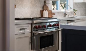 129 Santa Cruz Ave, Aptos, CA 95003