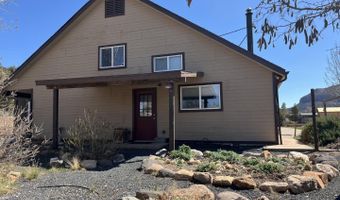 893 Foothill Dr, Apple Valley, UT 84737