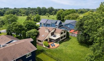 3154 Waucheeta Trl, Madison, WI 53711