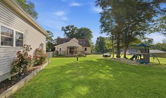 141 Hop River Rd, Coventry, CT 06238