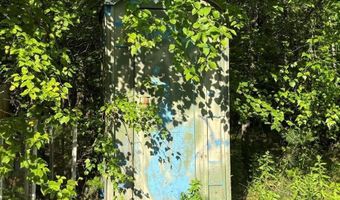 137 Vanishing Ln, Athens, ME 04912
