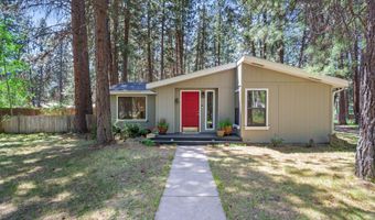19383 Seminole Cir, Bend, OR 97702