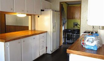 3 Lear Dr, Coventry, RI 02816