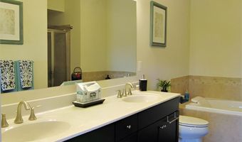 42581 SUNSET RIDGE Sq, Ashburn, VA 20148