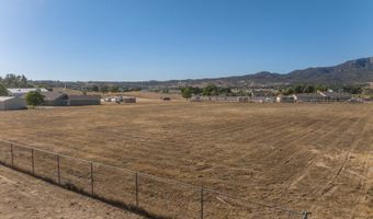 450 Comanche Ct, Aguanga, CA 92536