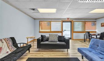 9211 N NC Hwy 194 N, Lansing, NC 28643