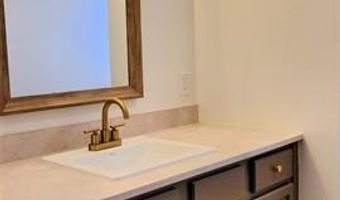 1811 S Broadway Blvd, Ada, OK 74820