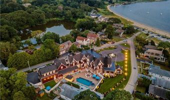 32 Lorraine St, Barrington, RI 02806