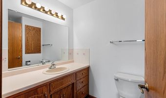 W2527 SKYVIEW Court, Appleton, WI 54915