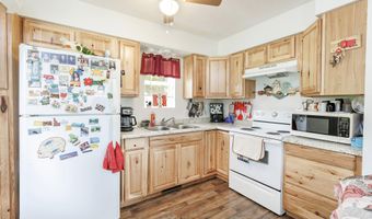 819 E Washington Ave, Ava, MO 65608
