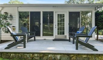 91 Cindyann Dr, East Greenwich, RI 02818